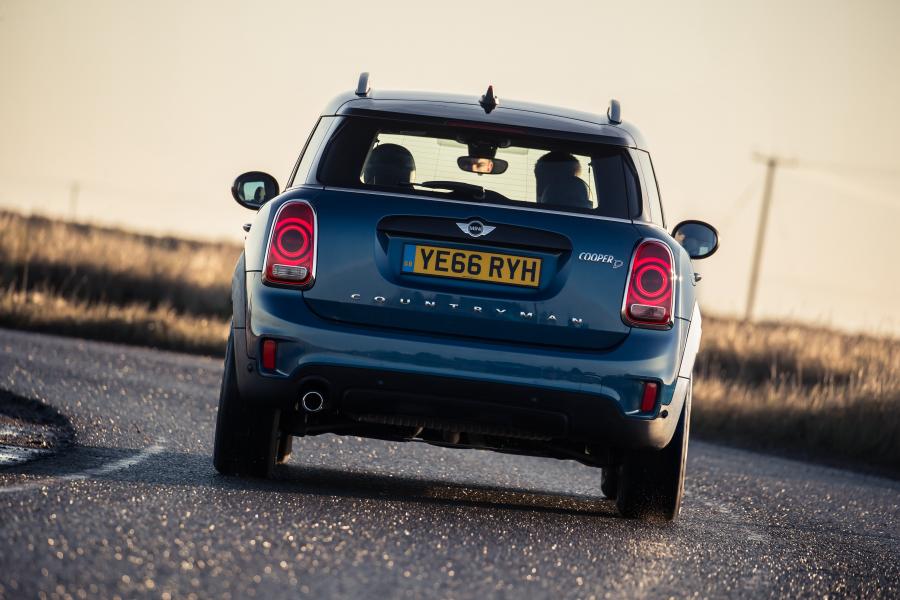  Mini Cooper D Countryman 2017 года  (UK) (фото 26 из 29)